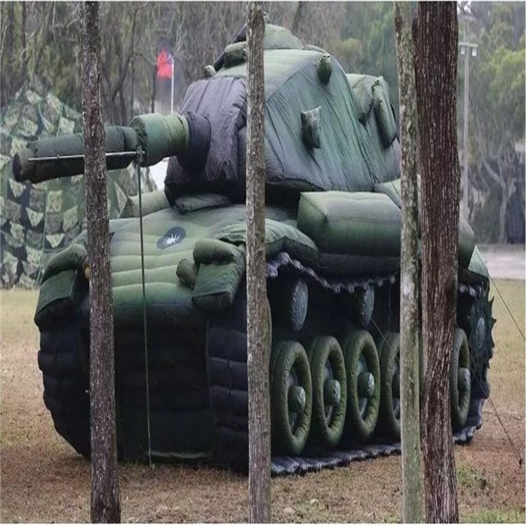 翁田镇军用充气坦克